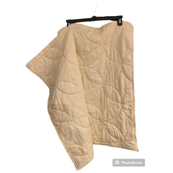 Handcrafted Baby Quilt 33 1/2 x 40" Green Yellow Animal Turtle Elephant Bear Cat - Picture 2 of 4